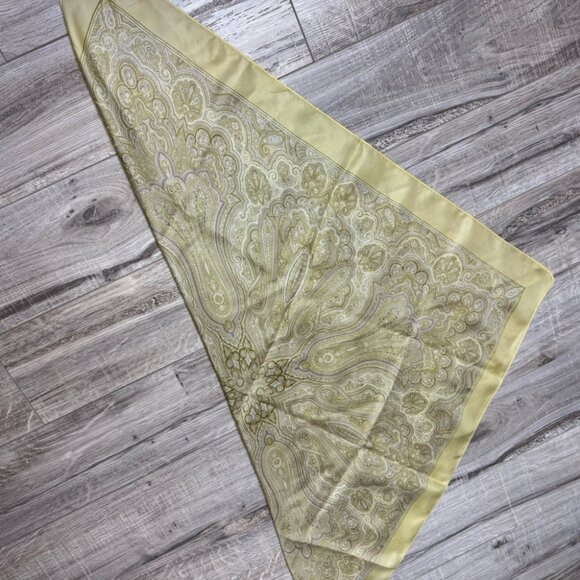 Scarf made in England liberty of london square silky satiny feel scarf paisley - Picture 5 of 8